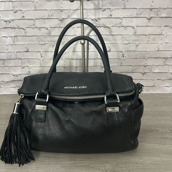 Authentic Michael Kors Black Pebbled Leather Weston Shoulder Bag - Picture 1 of 6